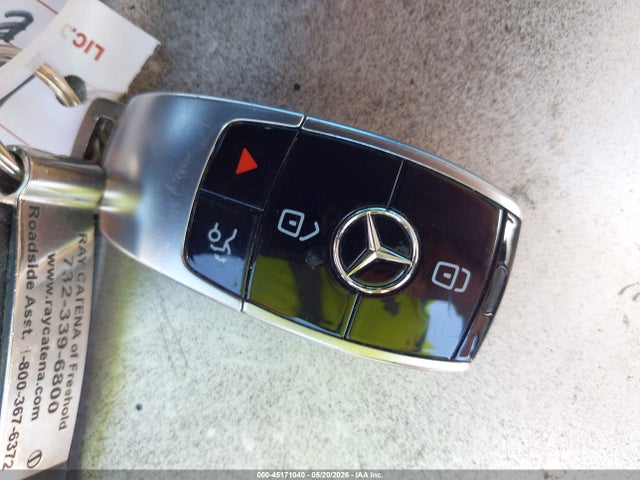 Mercedes-Benz E-Class 4matic
