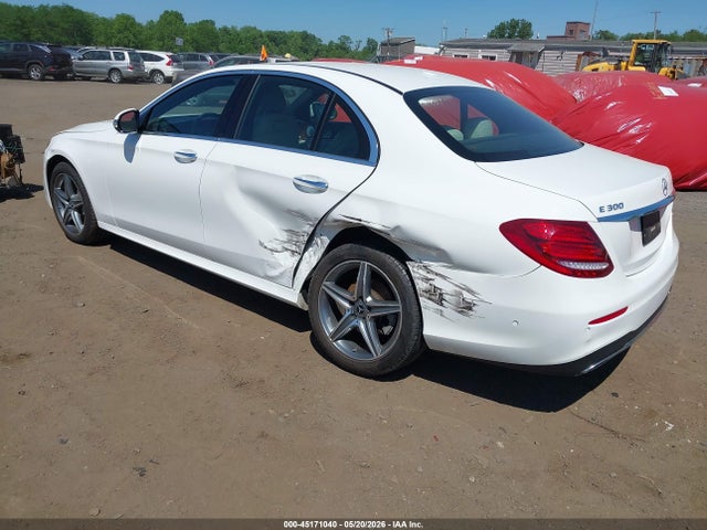 Mercedes-Benz E-Class 4matic