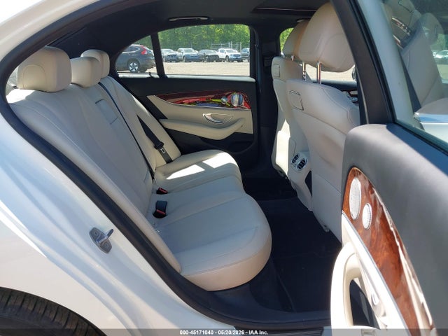 Mercedes-Benz E-Class 4matic