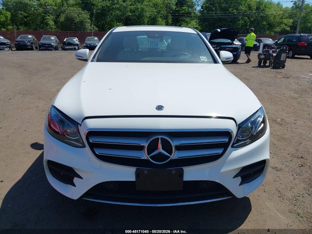 Mercedes-Benz E-Class 4matic