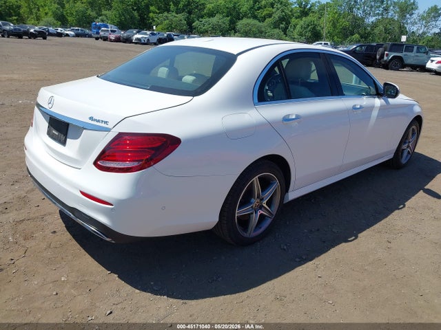 Mercedes-Benz E-Class 4matic