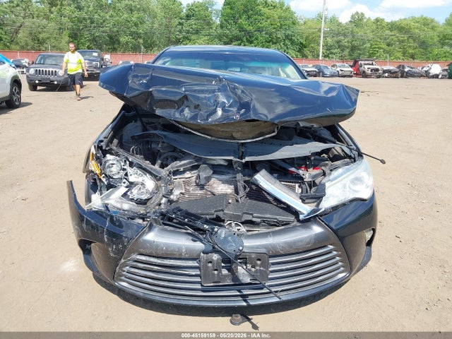 Toyota Camry Xle