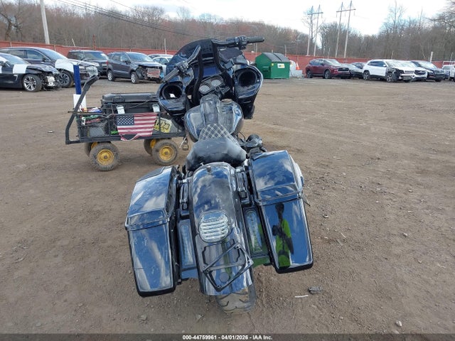 Harley-Davidson Fltrxst