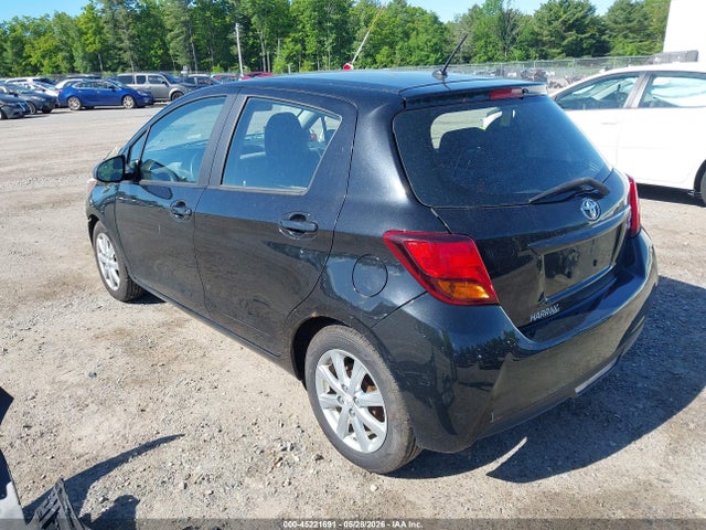 Toyota Yaris Le