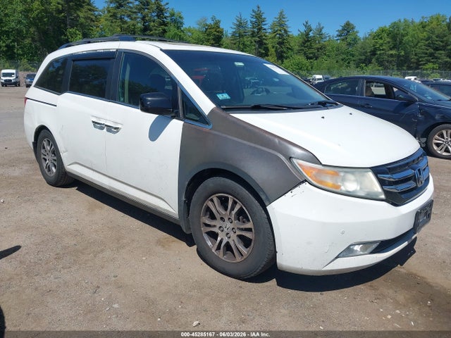 Salvage Honda Odyssey Image