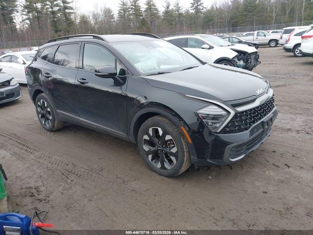Salvage Kia Sportage Image