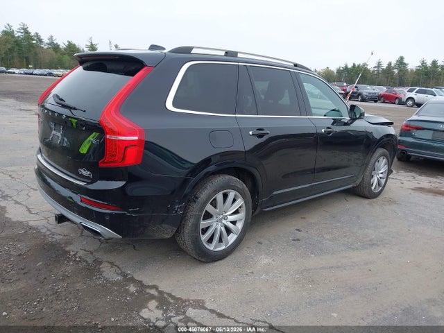 Volvo XC90 T6 Momentum