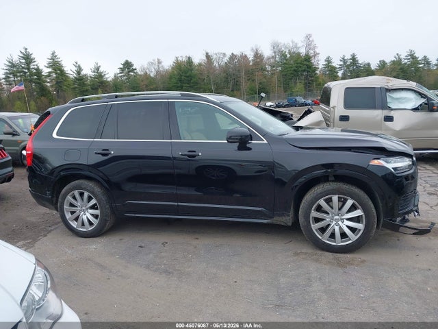 Volvo XC90 T6 Momentum