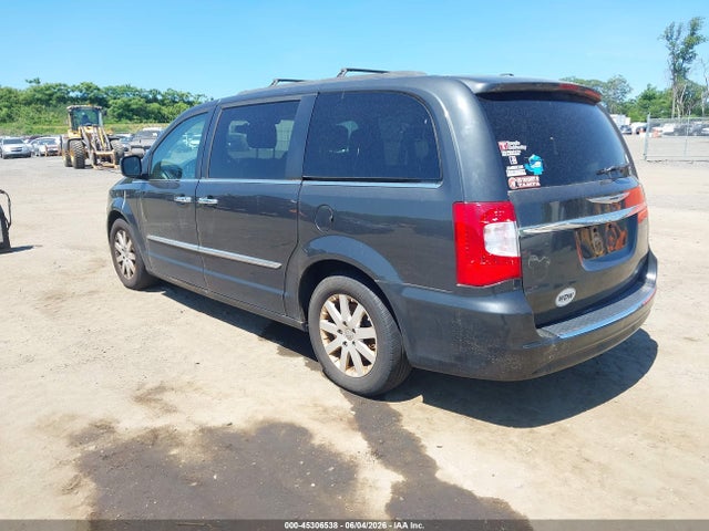 Chrysler Town & Country Touring-l