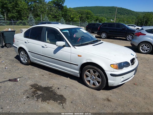 Salvage BMW 3 Series Image