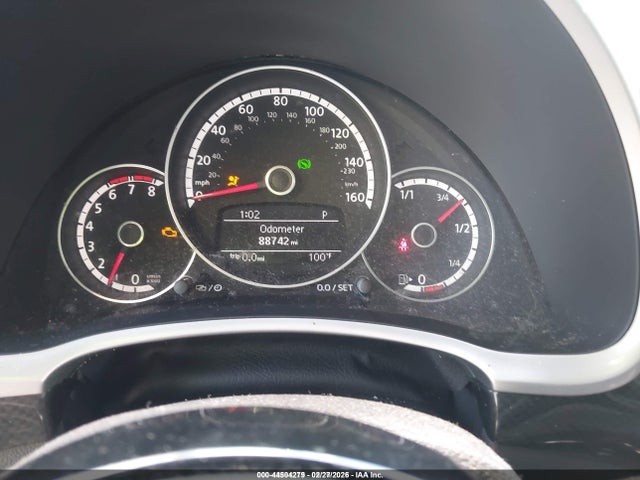 Volkswagen Beetle 2.0t R-line