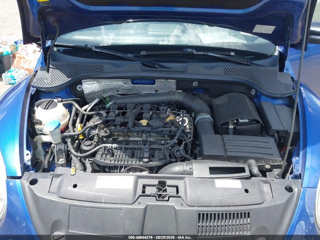 Volkswagen Beetle 2.0t R-line