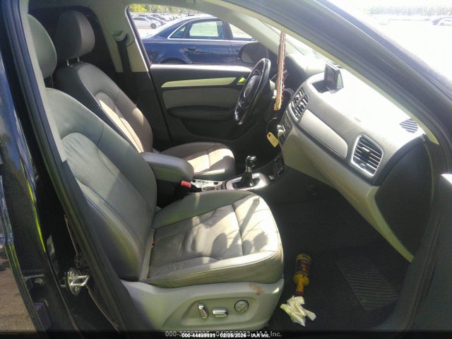 Audi Q3 2.0t Premium