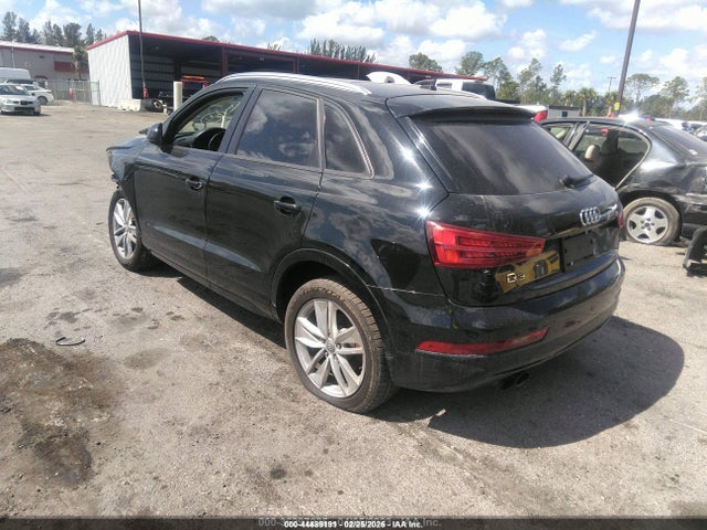 Audi Q3 2.0t Premium