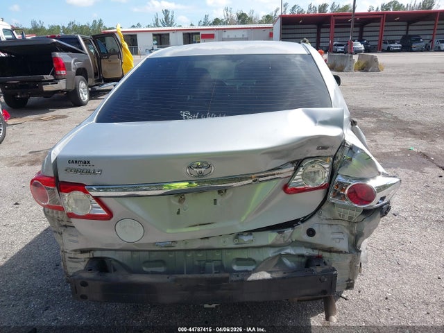 Toyota Corolla Le