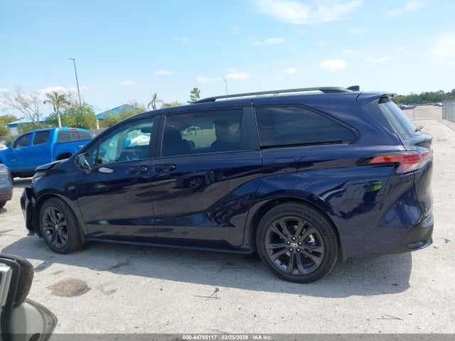 Toyota Sienna Xse