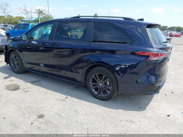 Toyota Sienna Xse