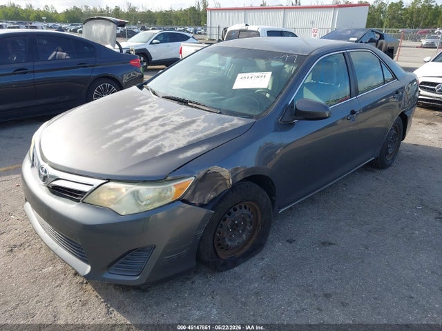 Toyota Camry Le