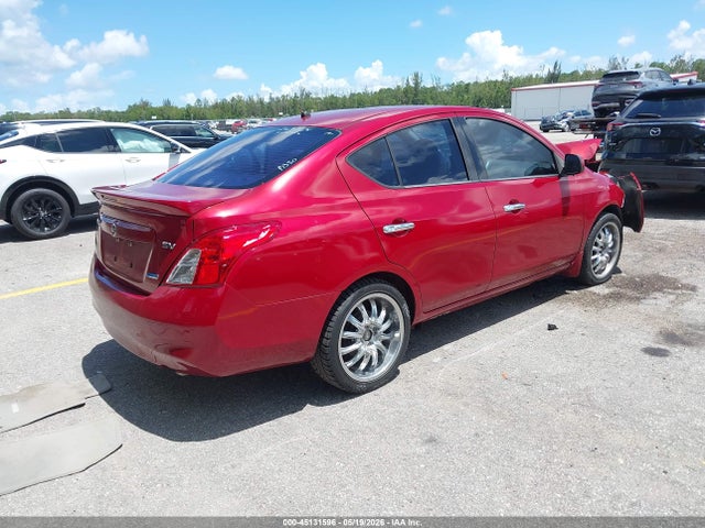Nissan Versa 1.6 Sv
