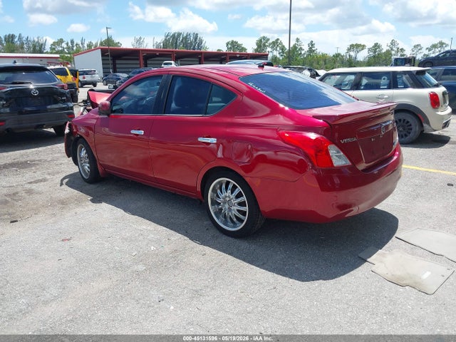 Nissan Versa 1.6 Sv