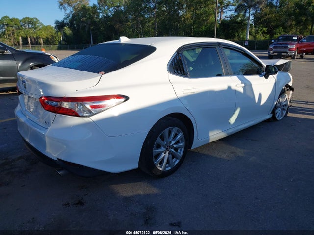 Toyota Camry Le