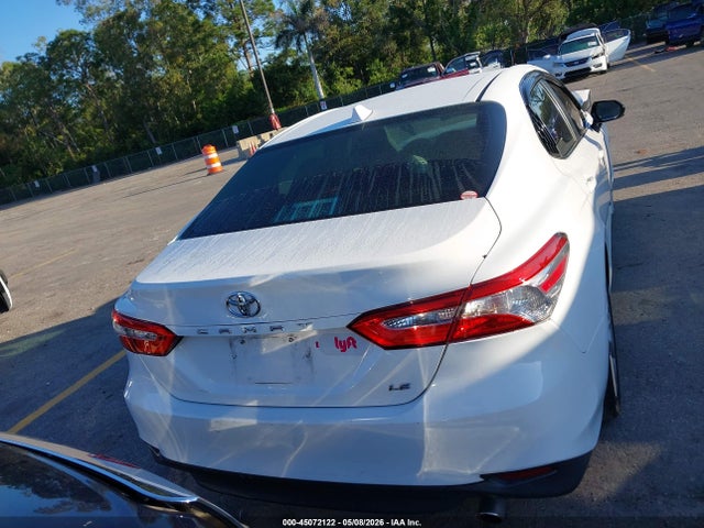 Toyota Camry Le