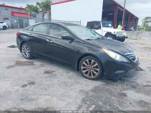 Salvage Hyundai SONATA Image