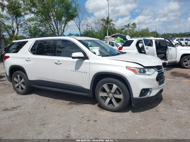 Salvage Chevrolet Traverse Image