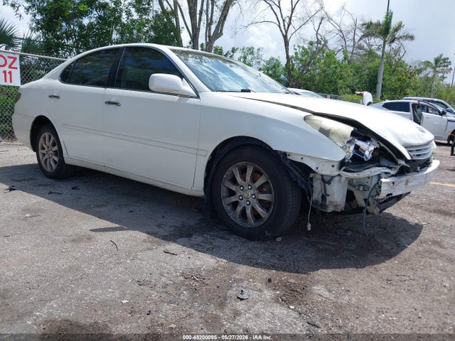 Salvage Lexus Es Image