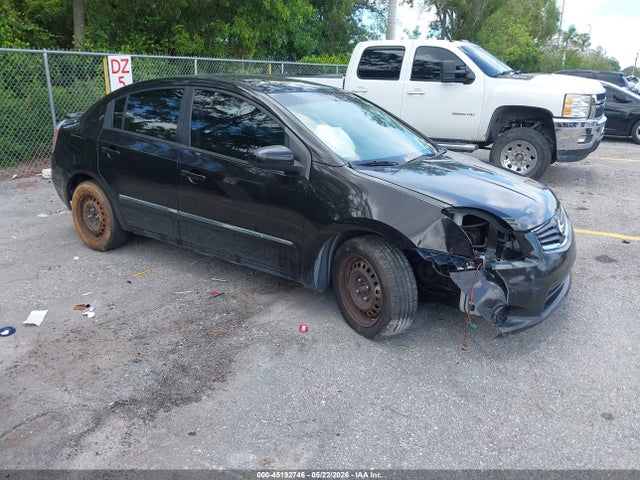 Salvage Nissan Sentra Image