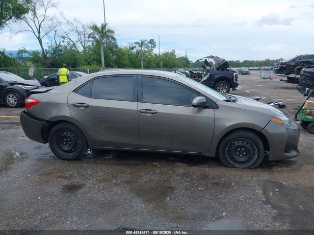 Toyota Corolla Le