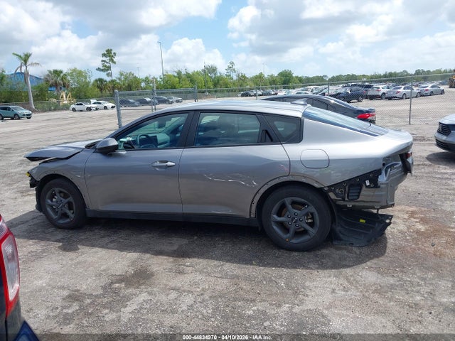 Kia K4 Lxs