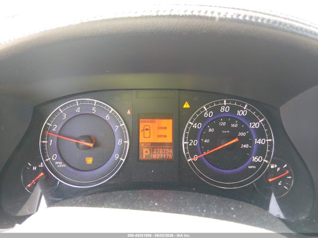INFINITI Ex Journey