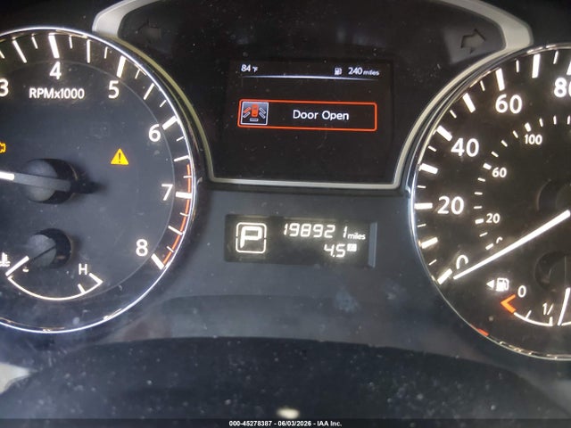 Nissan Pathfinder Sv