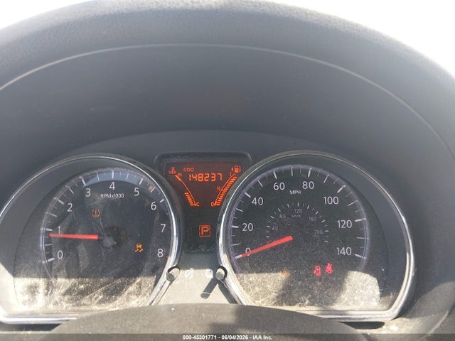 Nissan Versa S Plus