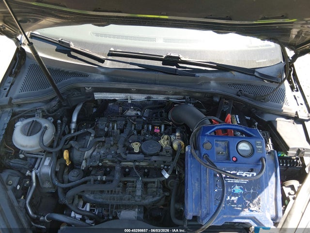 Volkswagen Golf S 4-door