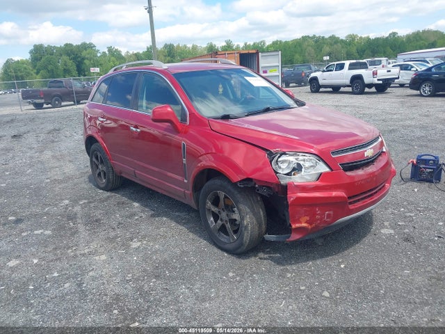 Salvage Chevrolet Captiva Image