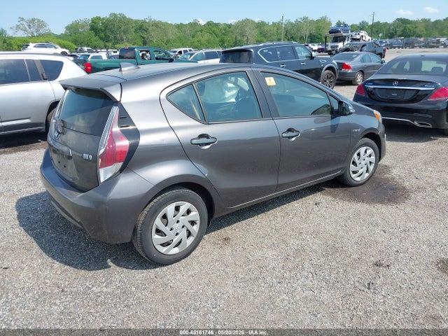 Toyota Prius c Two