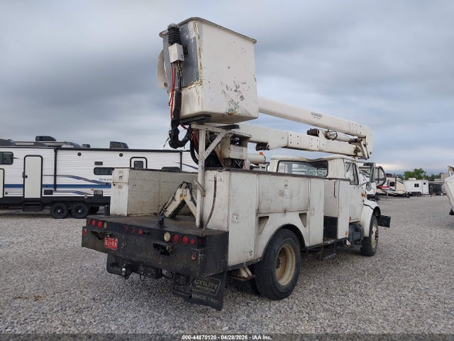 International 4000 4700