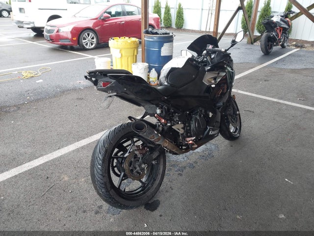 Kawasaki Ex400