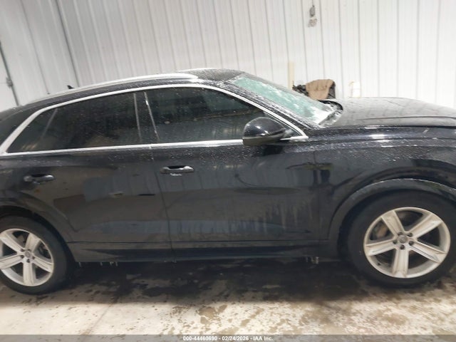 Audi Q8 55 Premium
