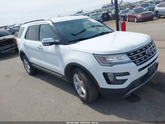 Salvage Ford Explorer Image