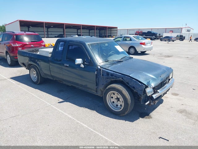 Salvage Toyota Pickup Image