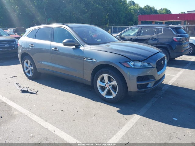 Salvage Jaguar F-PACE Image