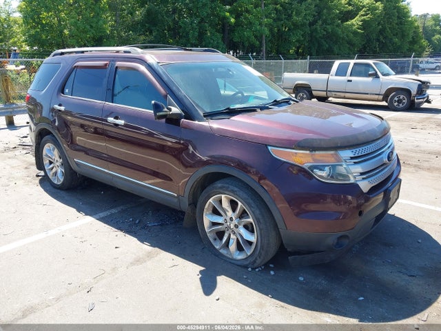 Salvage Ford Explorer Image