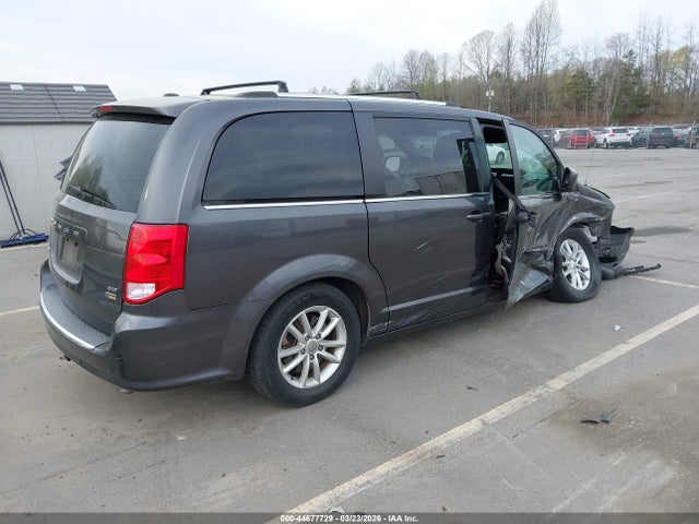 Dodge Grand Caravan Sxt