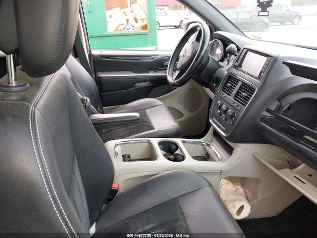 Dodge Grand Caravan Sxt
