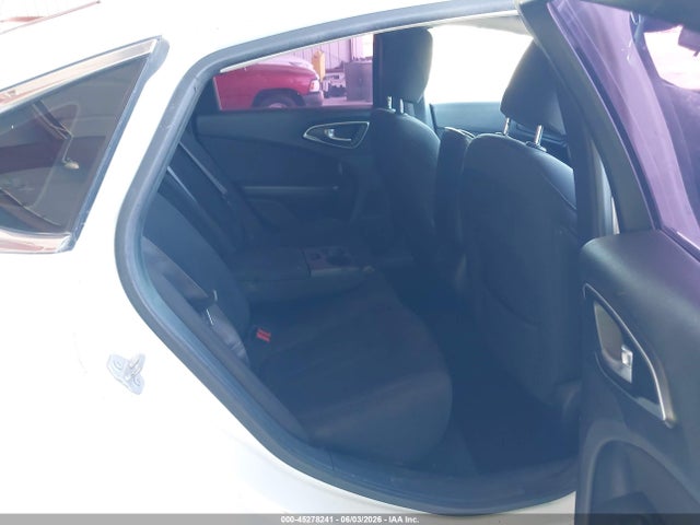 Chrysler 200 Limited