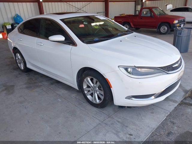 Salvage Chrysler 200 Image
