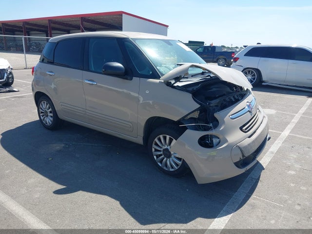 Salvage FIAT 500L Image